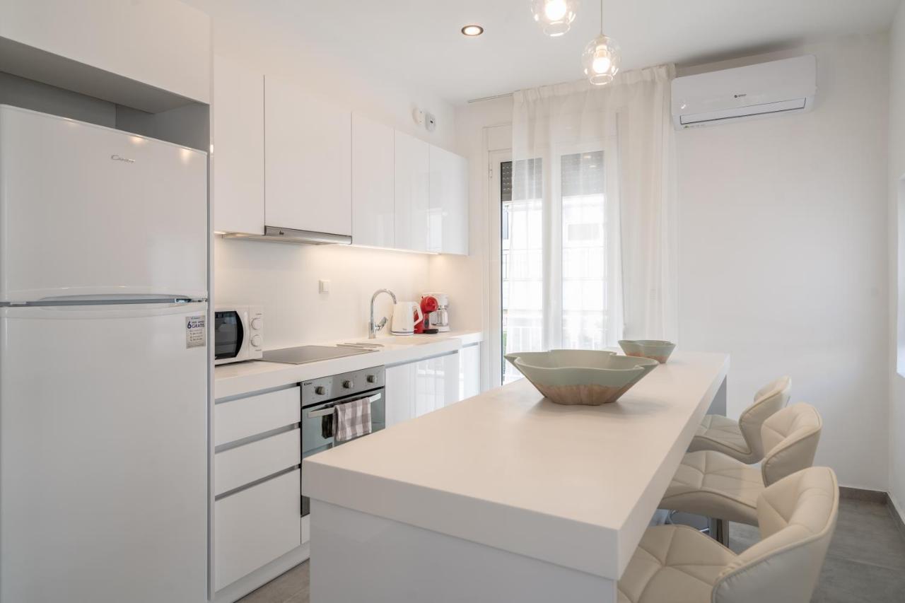 Athens Experience In Exarchia, Big Terrace Apartamento Exterior foto