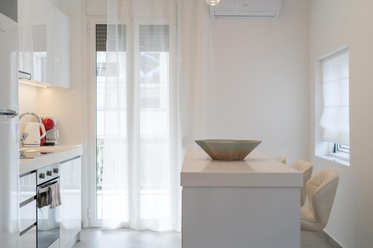 Athens Experience In Exarchia, Big Terrace Apartamento Exterior foto